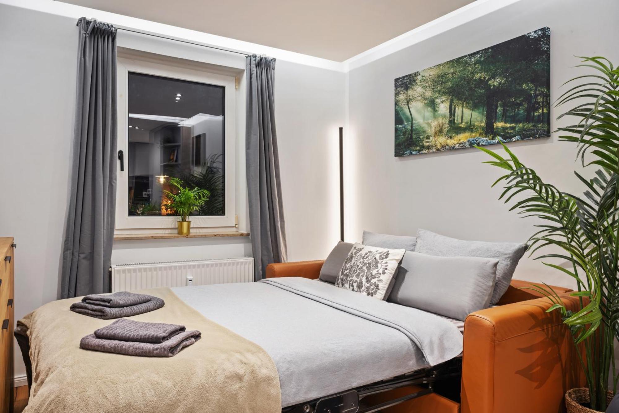 Edler Wohnraum Noble Stadtoase Mit Boxspringbett, Kaffeevollautomat, Lift & Parkplatz Chemnitz  Exteriér fotografie