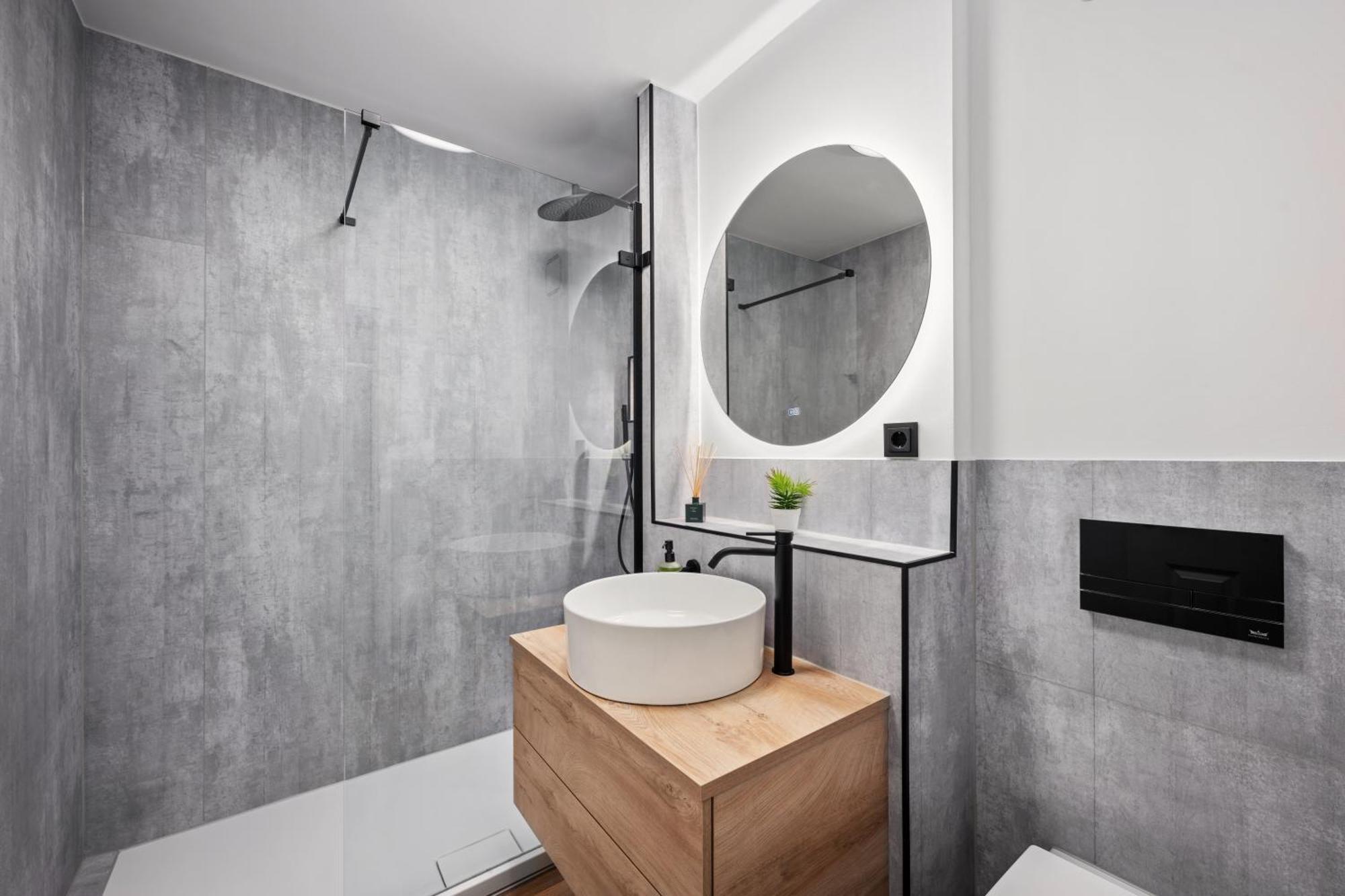 Edler Wohnraum Noble Stadtoase Mit Boxspringbett, Kaffeevollautomat, Lift & Parkplatz Chemnitz  Exteriér fotografie
